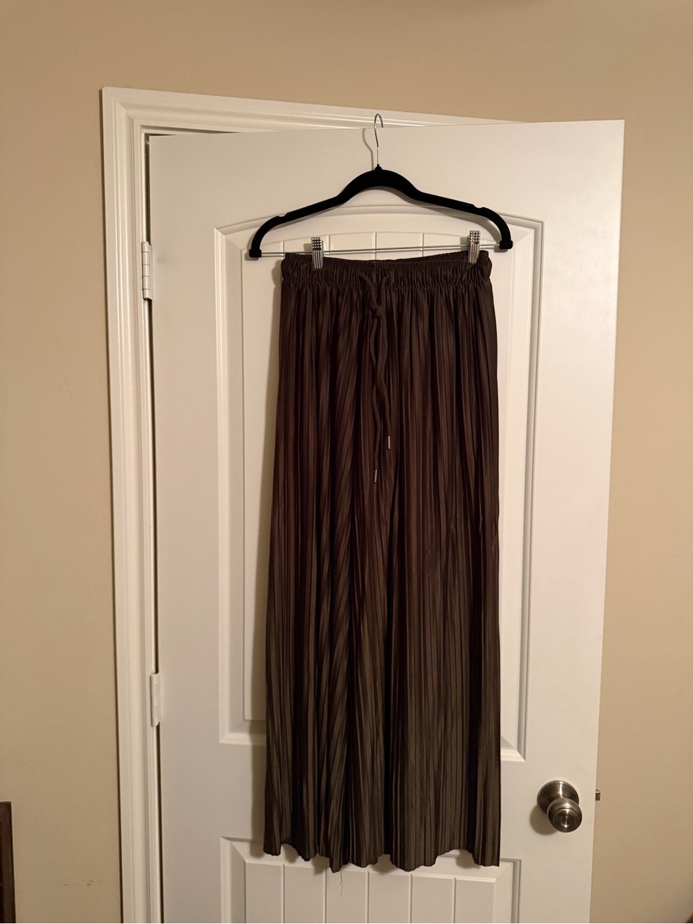 Zenana Brown Pleated Wide Leg Pants Drawstring Waist Flowy Size S